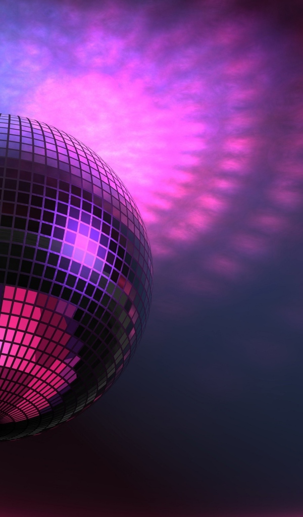 Яркий диско шар на фиолетовом фоне