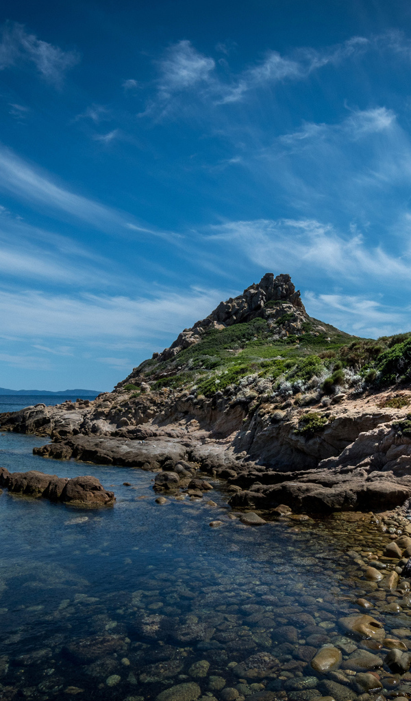Красивое голубое небо над морем, Франция