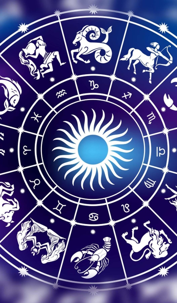 Зодиакальный круг на синем фоне