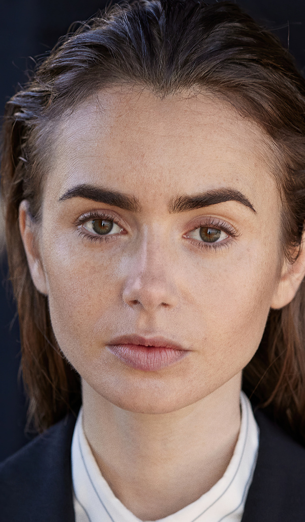 Американская актриса Лили Коллинз без макияжа