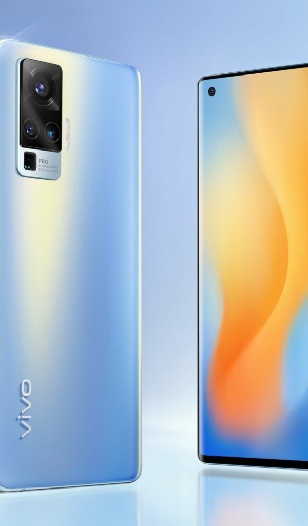 Новый стильный смартфон Vivo X60 на голубом фоне