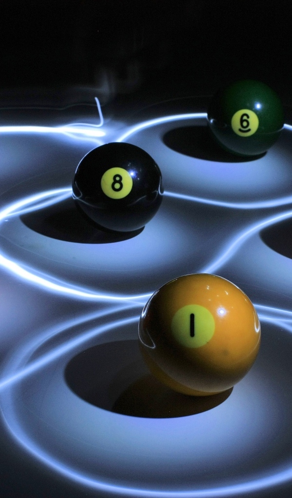 Разноцветные бильярдные шары