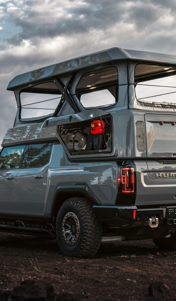 Автомобиль GMC HUMMER EV EarthCruiser 2024 года вид сзади