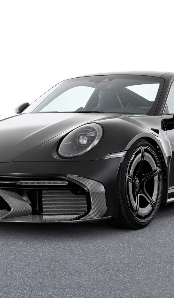 Черный автомобиль  Brabus 900 Rocket R