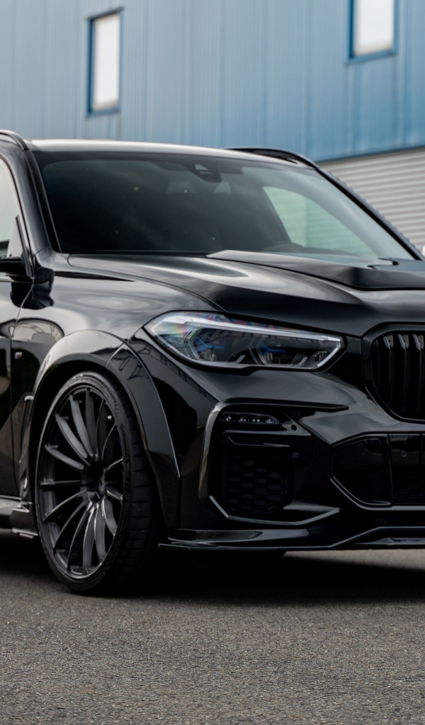 Черный автомобиль Prior-Design PDG5XWB Widebody Aerodynamic Kit