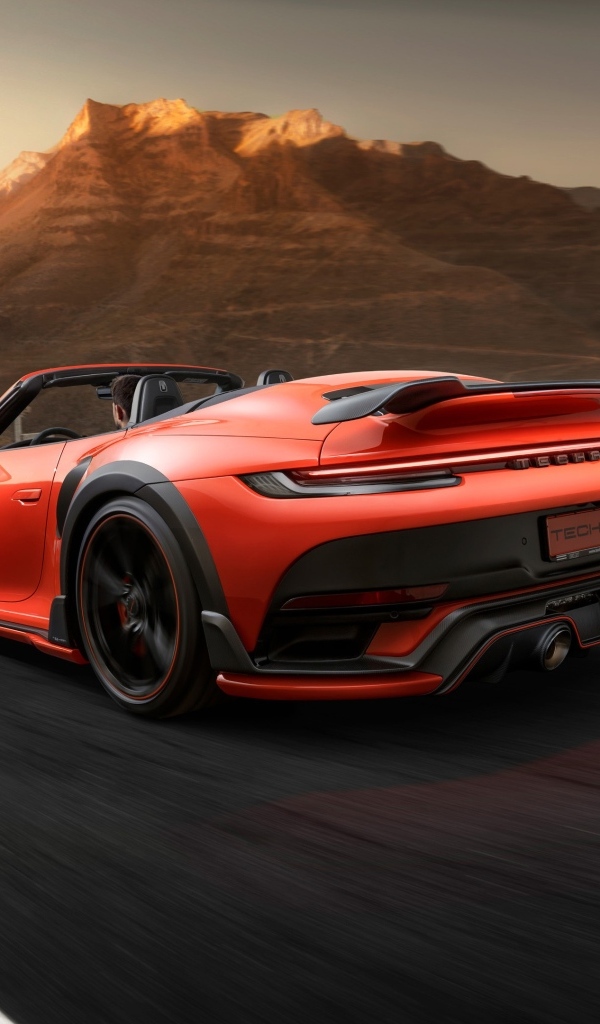 Красный кабриолет TechArt GTstreet R