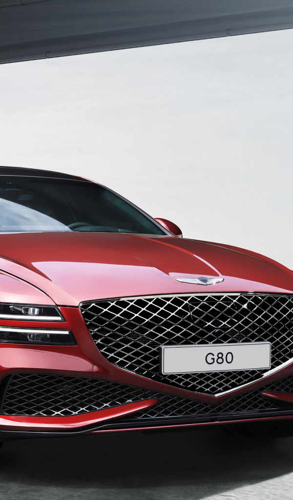 Стильный Genesis G80 Sport 2023 года вид спереди