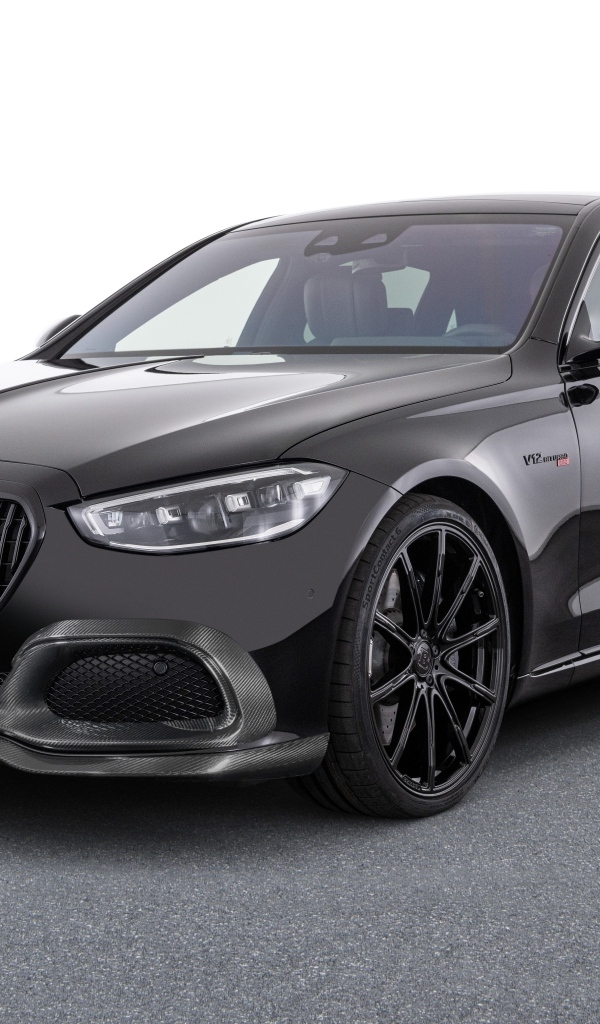 Стильный автомобиль Brabus 850 2023 года