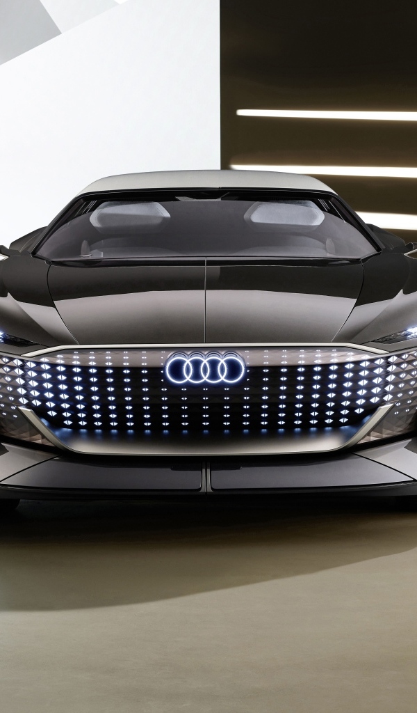 Черный автомобиль Audi Skysphere Concept 2023 года вид спереди