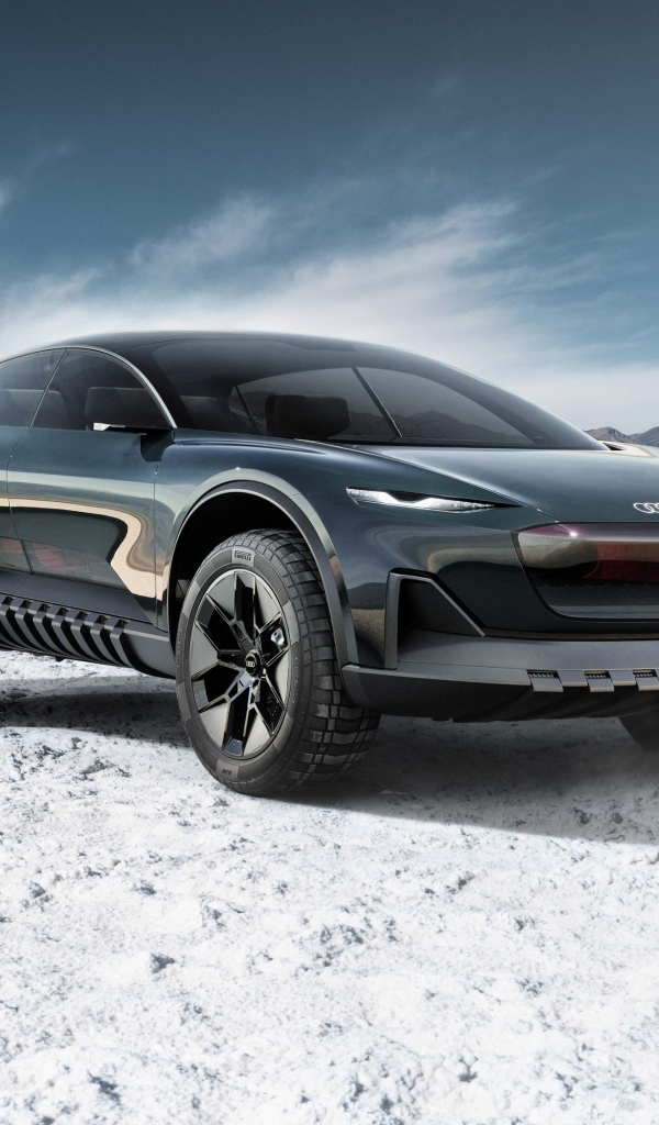 Внедорожник Audi Activesphere в горах