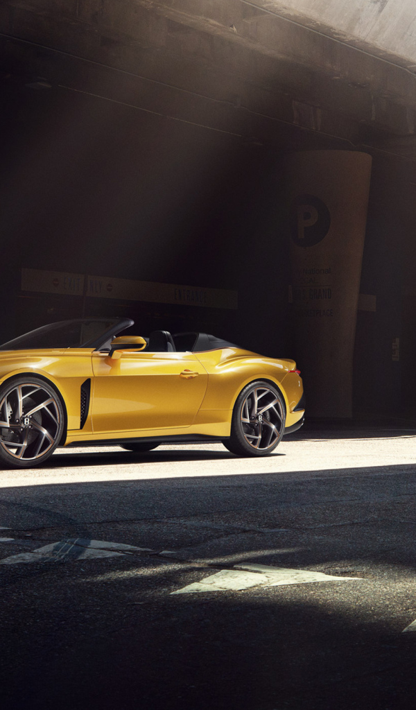 Кабриолет Bentley Bacalar  в ангаре