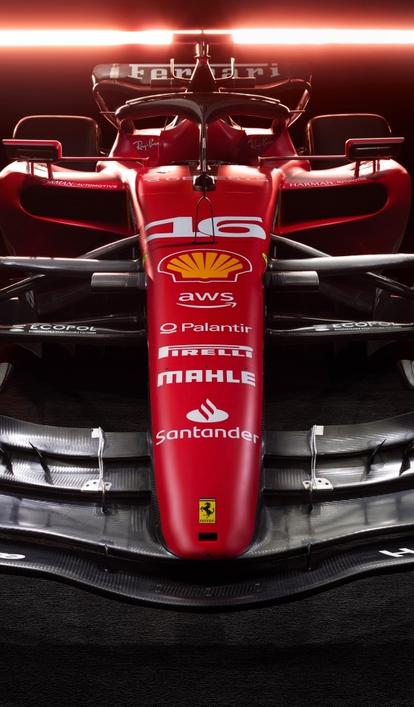 Автомобиль Ferrari SF-23 F1 2023  вид спереди