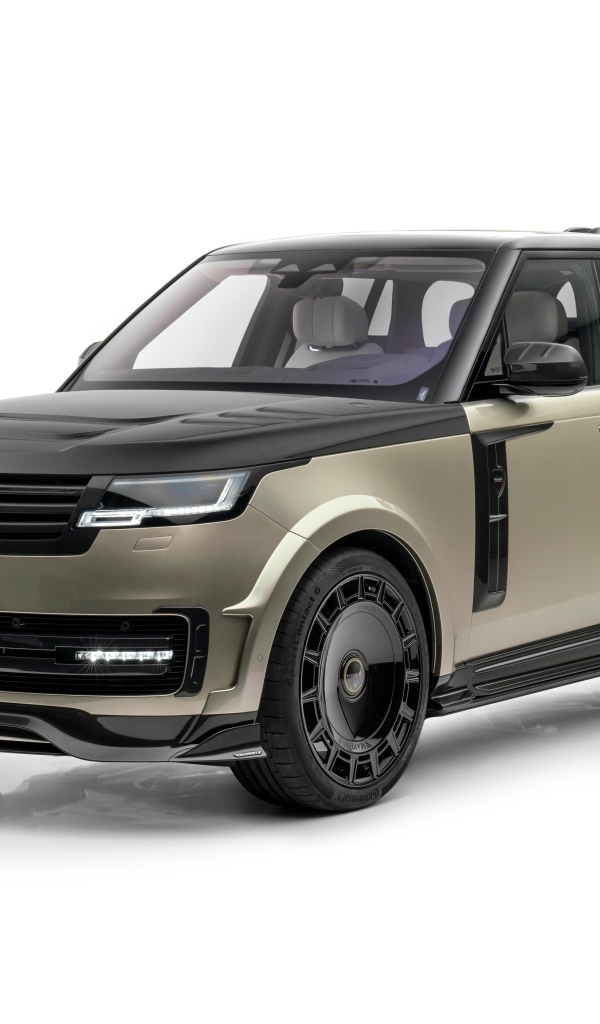 Внедорожник Mansory Range Rover 2023 года на белом фоне