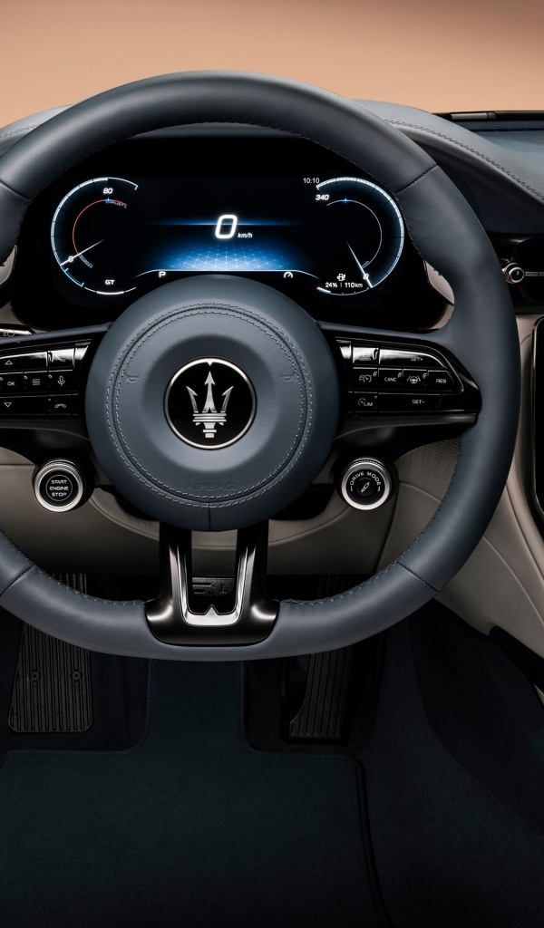 Кожаный салон автомобиля Maserati GranTurismo Folgore 2023  года