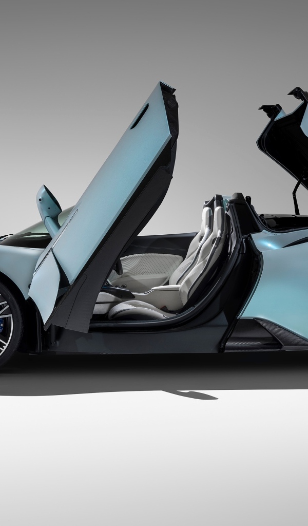 Автомобиль Maserati MC20 Cielo вид сбоку