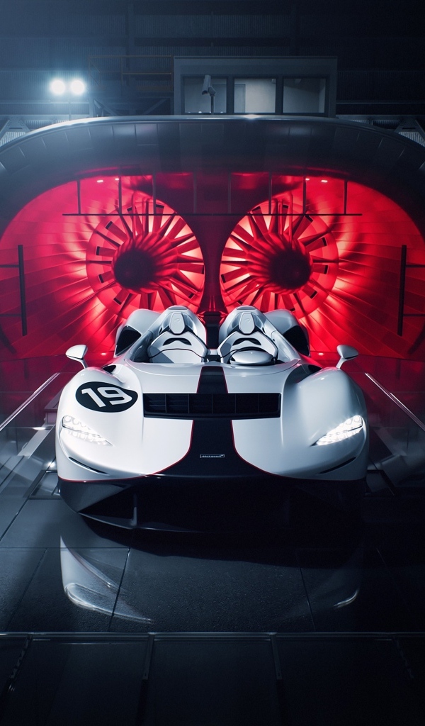 Быстрый автомобиль  McLaren Elva