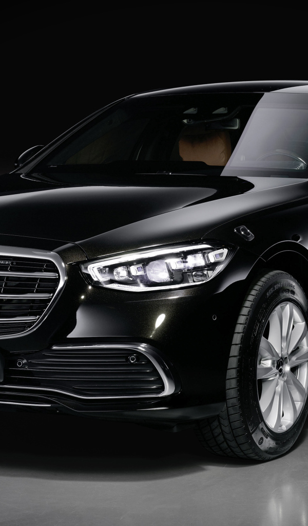 Черный Mercedes-Benz S 680 Guard 4MATIC 2023 