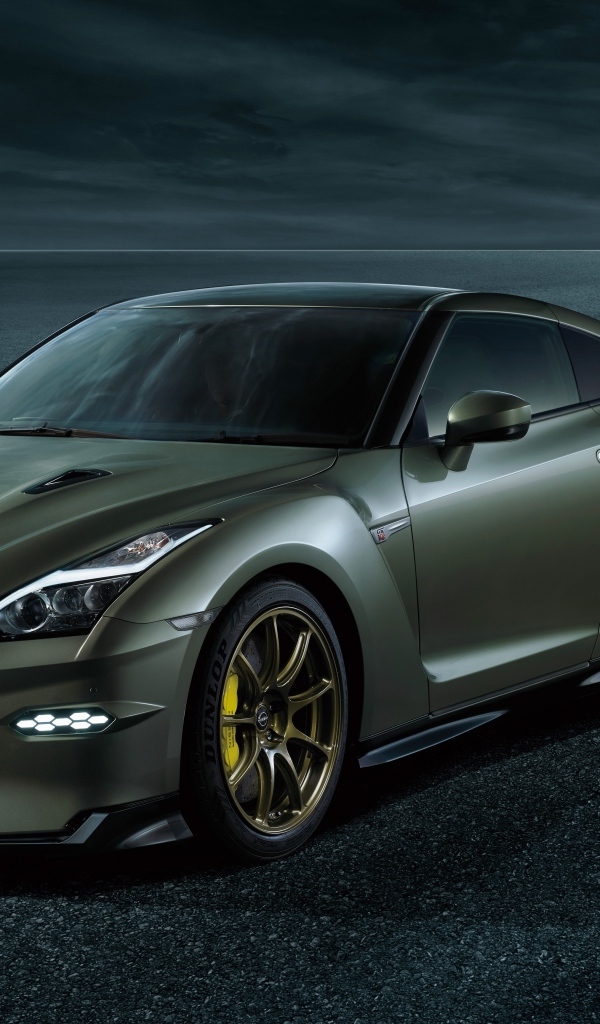 Автомобиль Nissan GT-R Premium Edition T-Spec