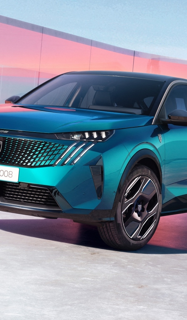 Синий автомобиль Peugeot E-3008 2023 года