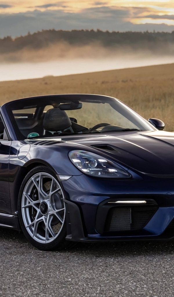 Кабриолет Porsche 718 Spyder RS
