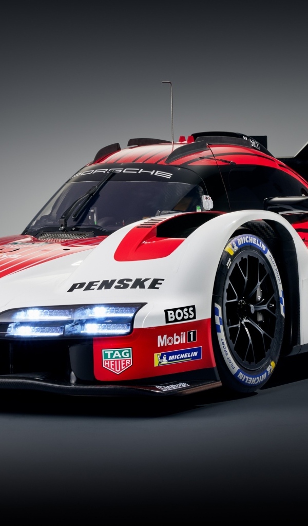 Гоночный автомобиль Porsche 963 Prototype