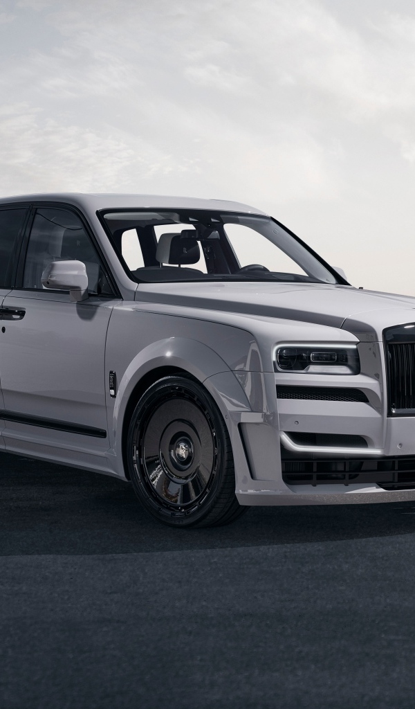 Дорогой автомобиль Rolls-Royce Cullinan Overdose S 2023 года