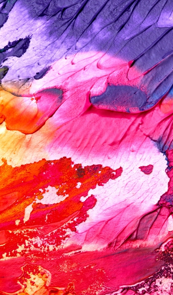 Смешанные краски на палитре