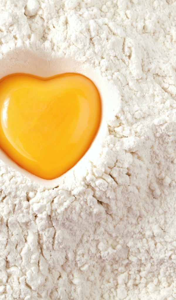 Сердце из желтка на муке