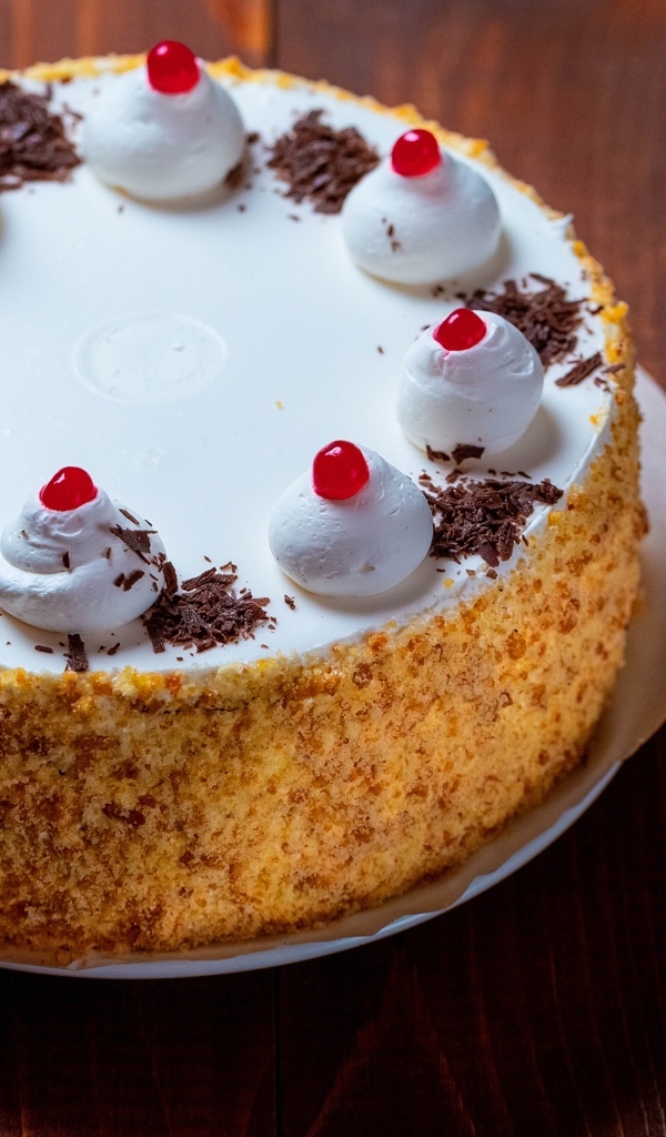 Вкусный сладкий торт на день рождения