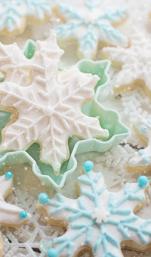 Вкусное сладкое печенье снежинки