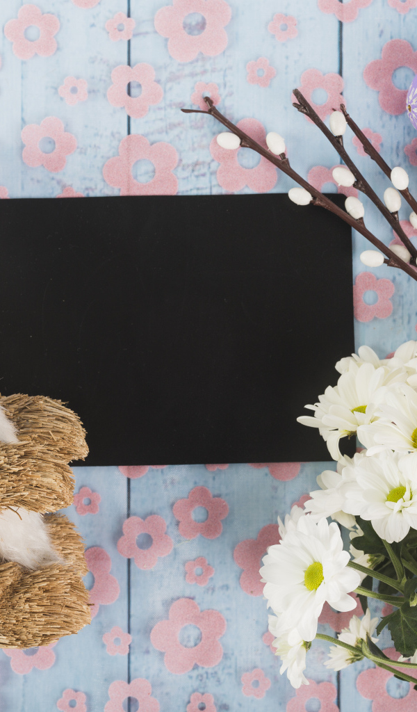 Цветы, яйца и кролик для шаблона поздравительной открытки на Пасху