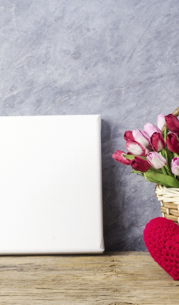 Корзина тюльпанов и шаблон для открытки на 8 марта