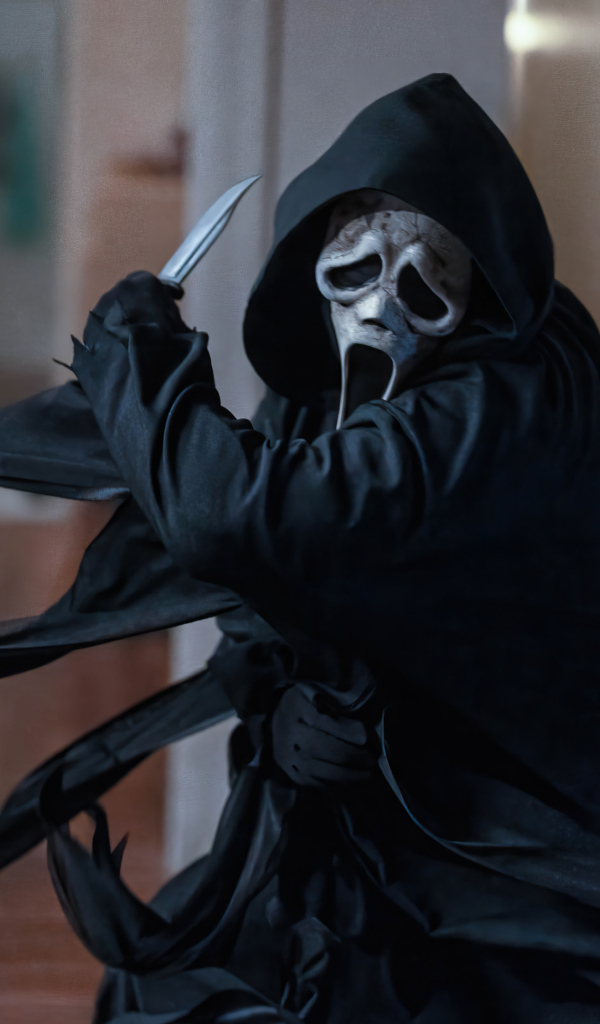 Маньяк из фильма Крик 6