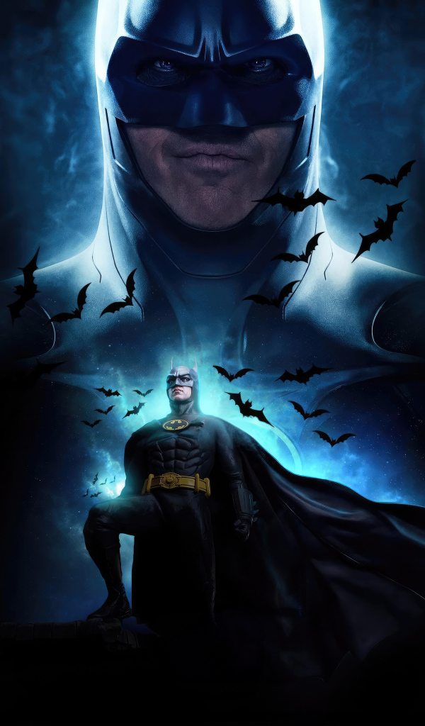 Супергерой Бэтмен на фоне молнии