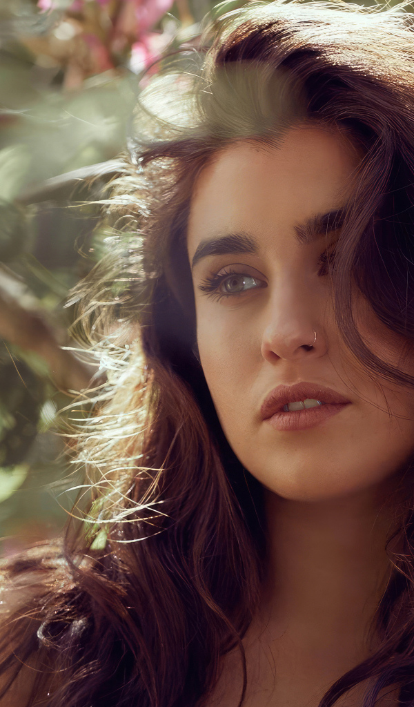 Американская певица Лорен Хурэги