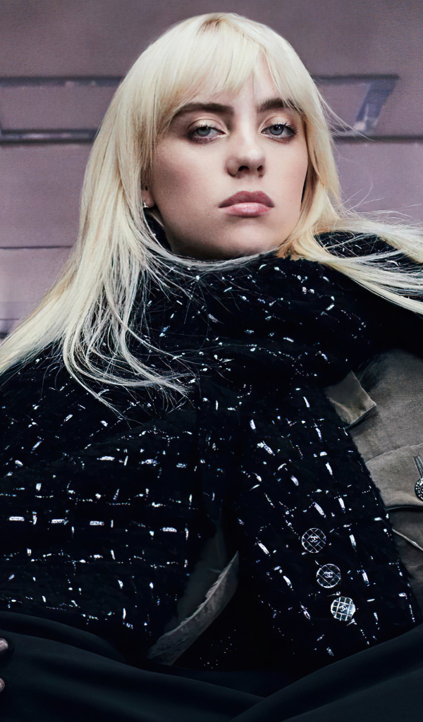 Певица Билли Айлиш в вагоне метро