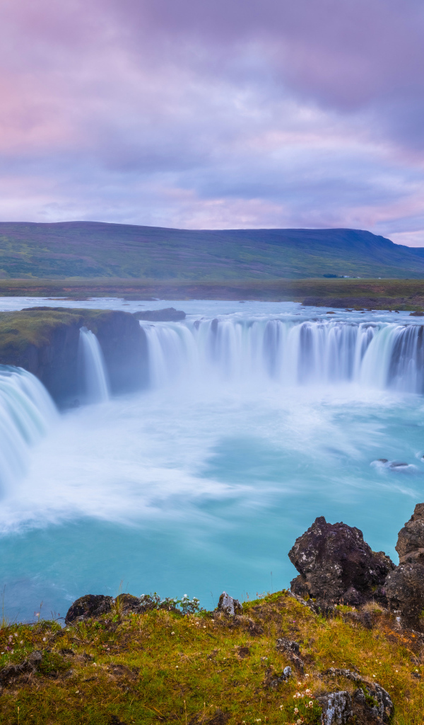Большой водопад Годафосс, Исландия