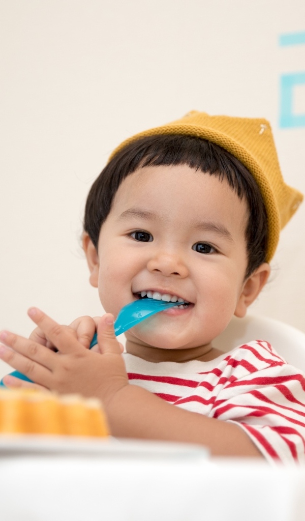 Маленькому мальчику исполнилось два года