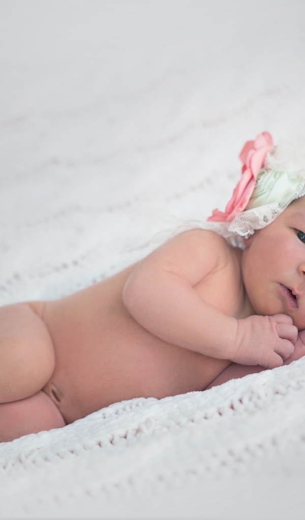 Пробуждение новорожденного малыша