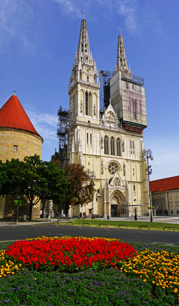 Красивый вид на Загребский собор, Хорватия