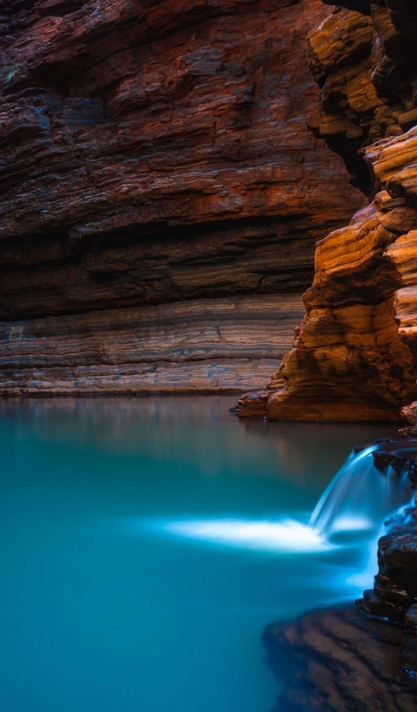 Водная пещера Kermits pool, Австралия