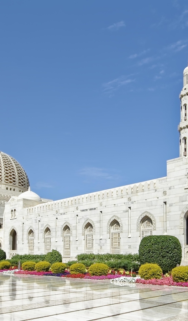 Большая белая  мечеть султана Кабуса, Оман