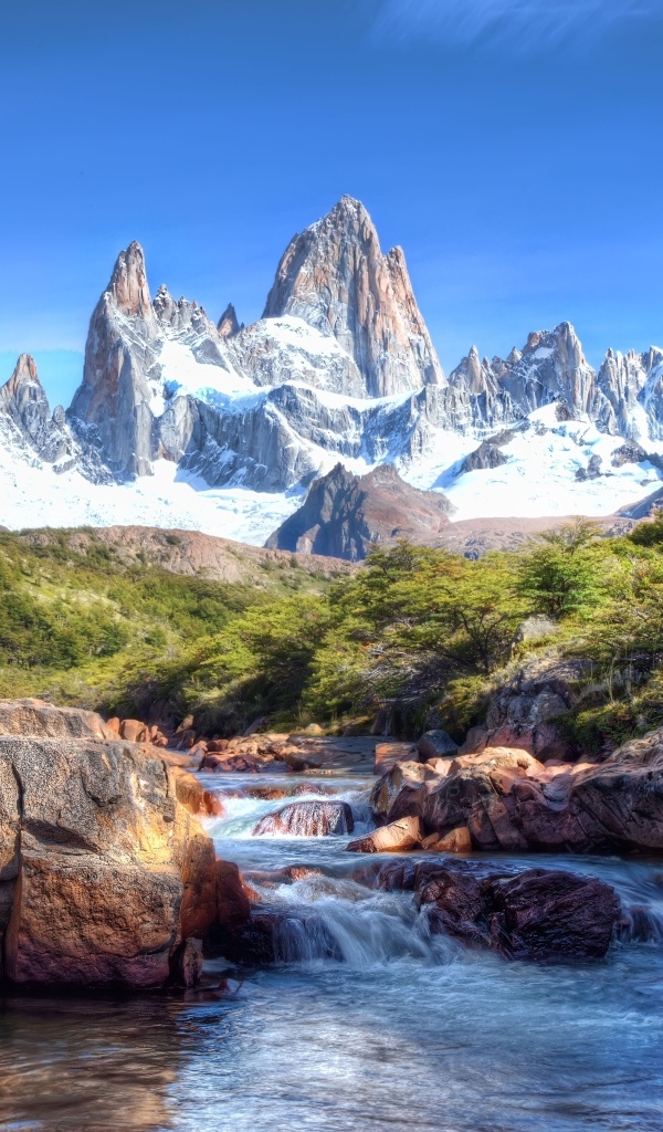 Красивый вид на горы Фицрой, Америка