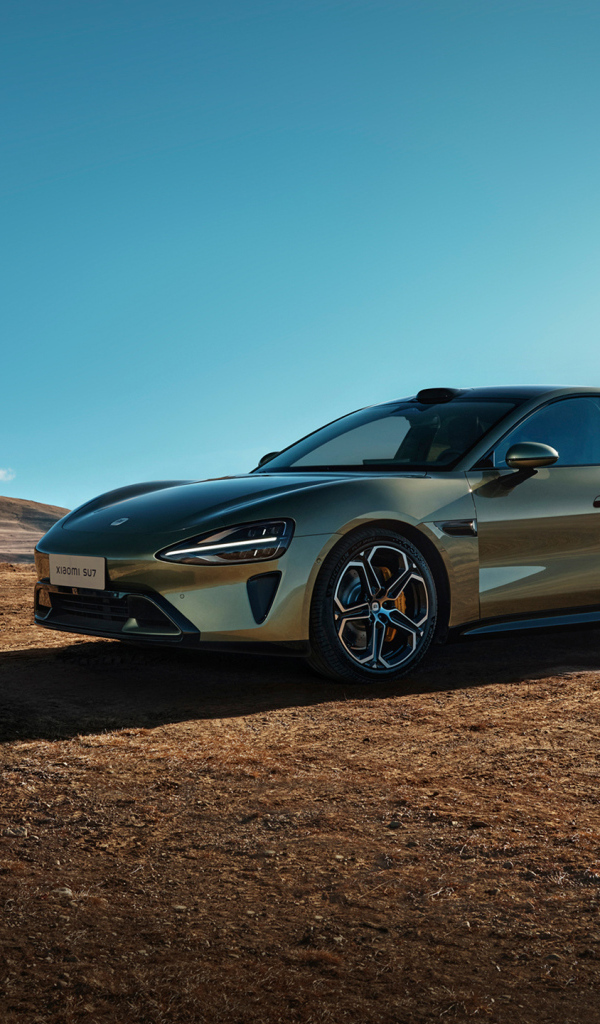 Новый автомобиль Xiaomi SU7 2024  года