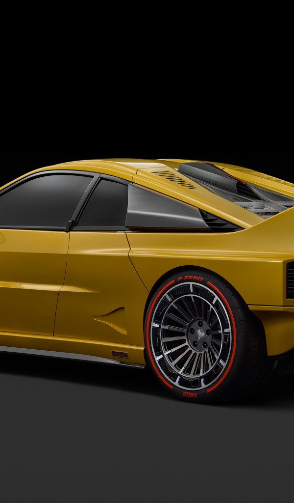 Вид сзади на автомобиль Kimera EVO38 2024 года