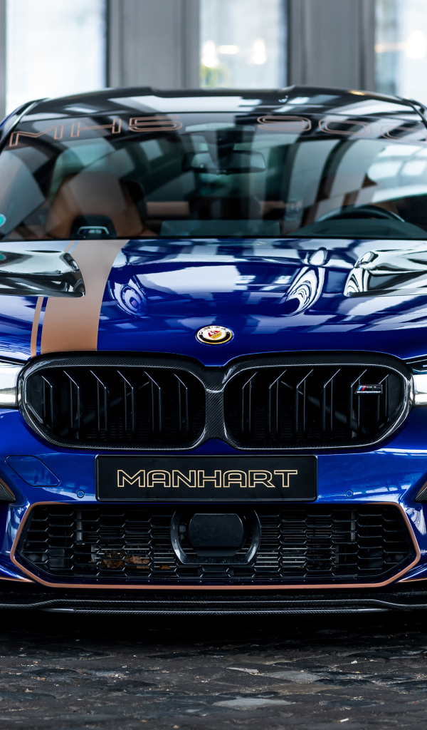Вид спереди на автомобиль BMW M5 Manhart MH5 900 Limited