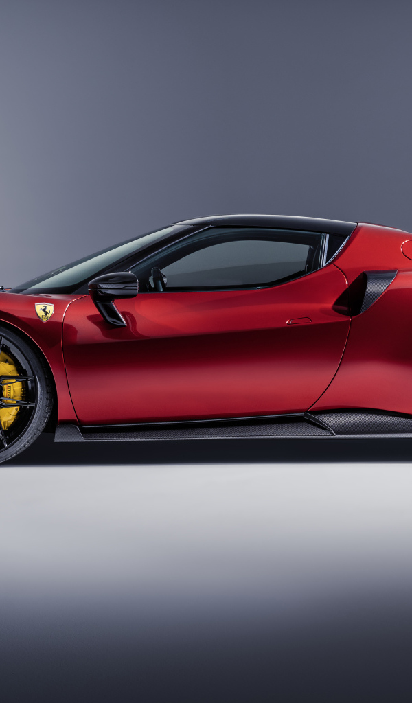 Красный автомобиль Novitec Ferrari 296 GTB Aero 2024 года на сером фоне