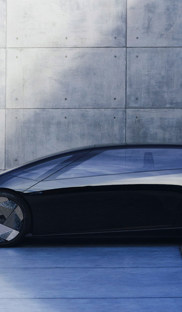 Черный автомобиль Honda Saloon Concept