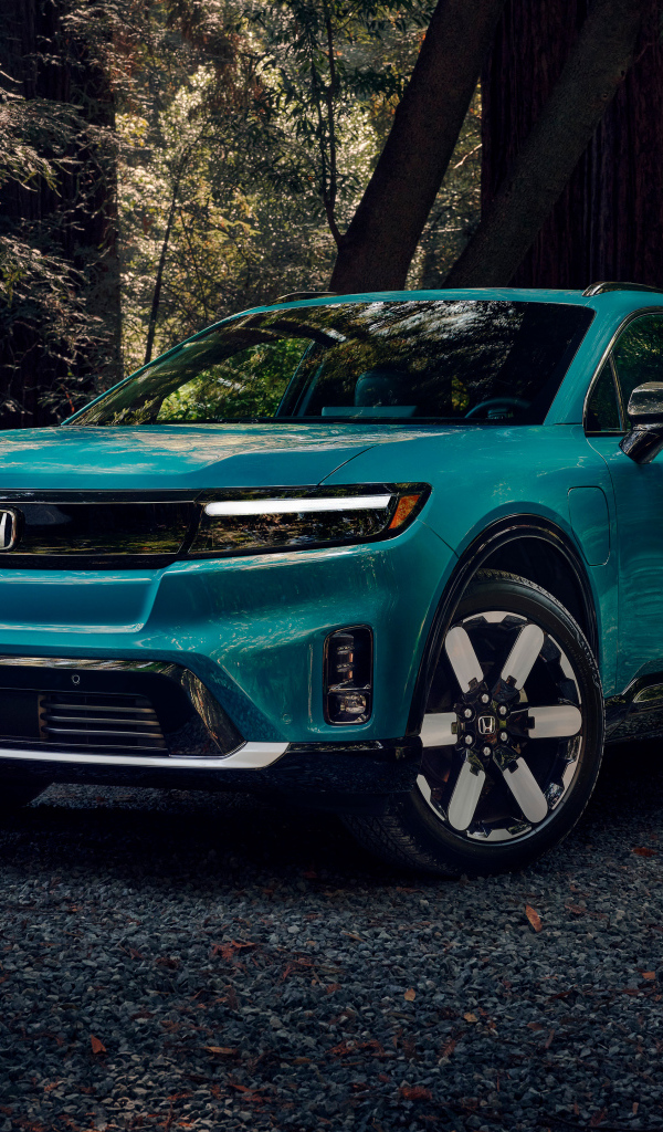 Голубой автомобиль Honda Prologue Elite  2024 года