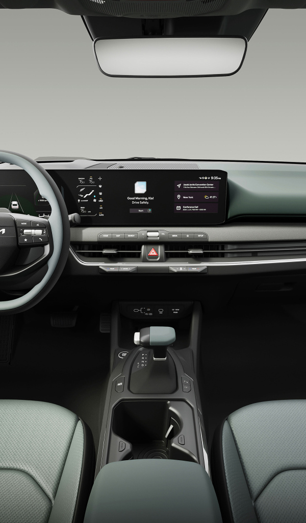 Салон автомобиля Kia K4  2025 года